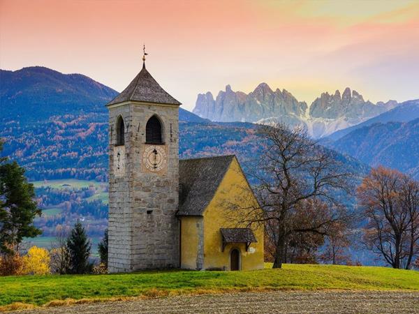 Dolomite valley cycling vacation in Italy