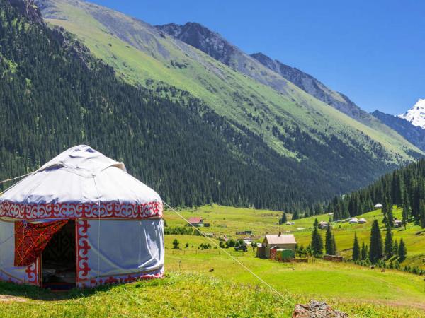 silk road overland tour Kyrgyzstan Silk Road vacation