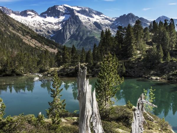 Guided hike in the Pyrenees, Spain