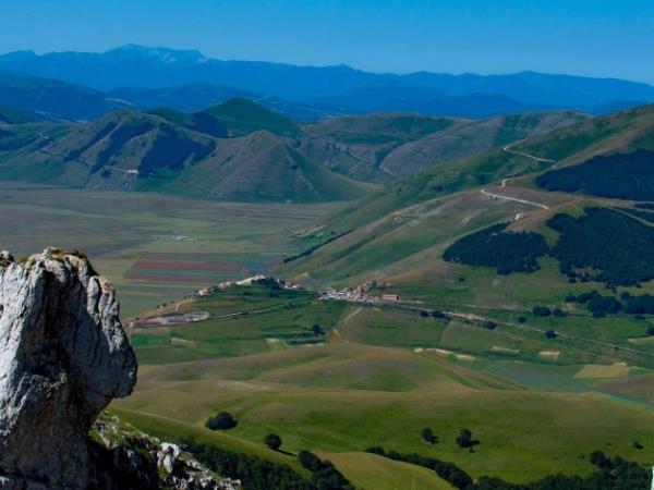 Umbria to Tuscany walking and cooking vacation