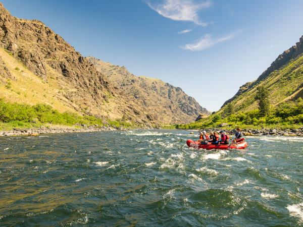 Snake River rafting holiday in Hells Canyon, North America