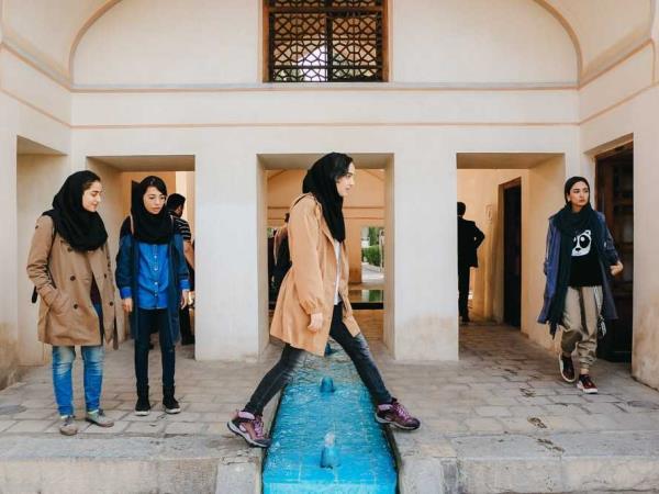 Iran vacation for women