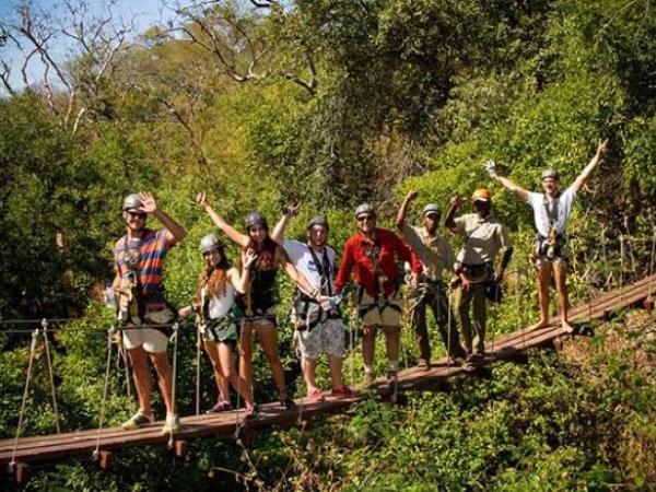 Zimbabwe family safari