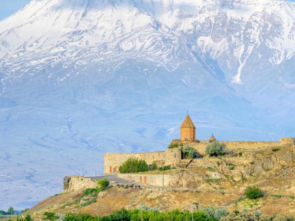 Azerbaijan, Georgia & Armenia cultural vacation