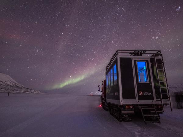Polar Nights and Northern Lights in Spitsbergen vacation