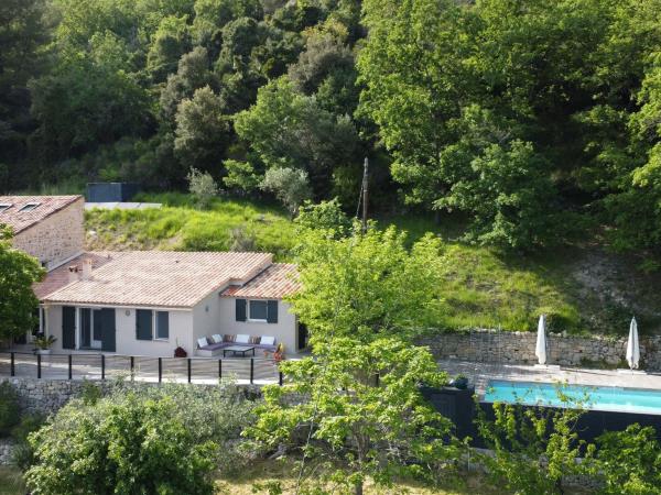 Provence hiking retreat, nature, food and wine