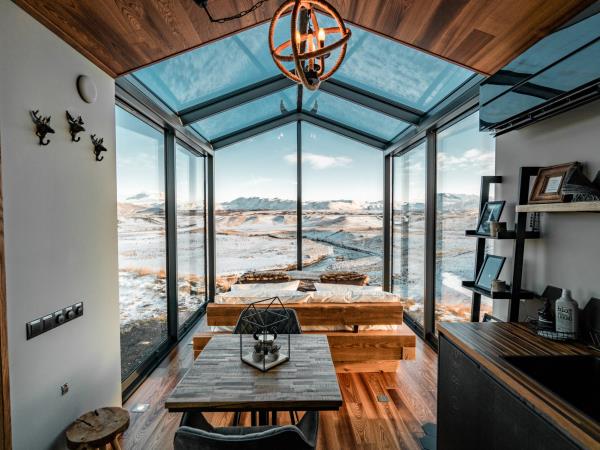 Luxury Iceland short break, glass lodge