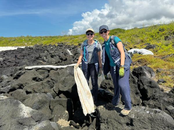 Galapagos volunteer and travel vacation, 3 weeks