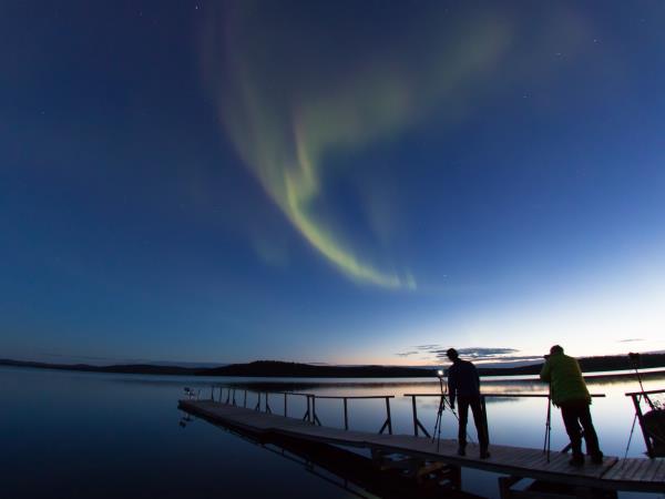 Wilderness auroras vacation during the Finnish Autumn