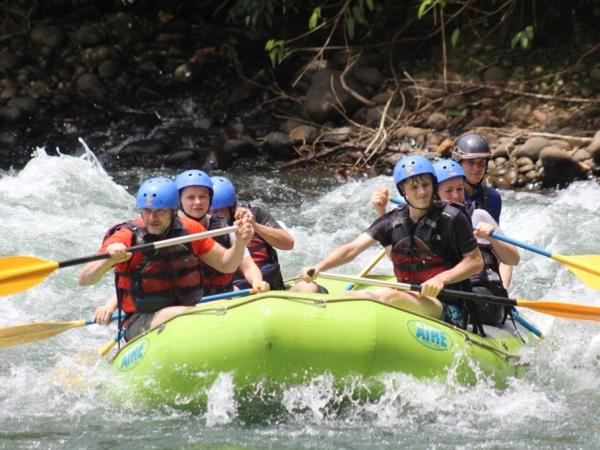 Costa Rica raft and trek adventure