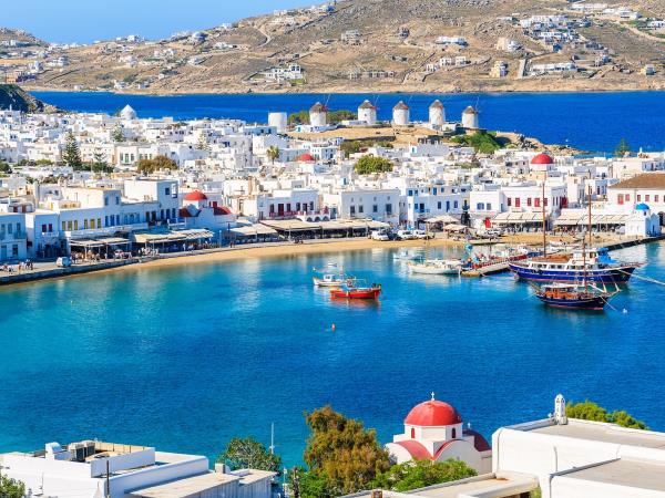 Cyclades islands tailor made tour