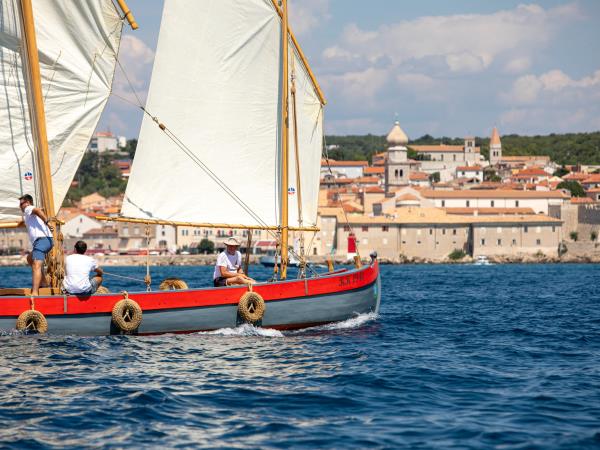 Island hopping cycling vacation, Croatia