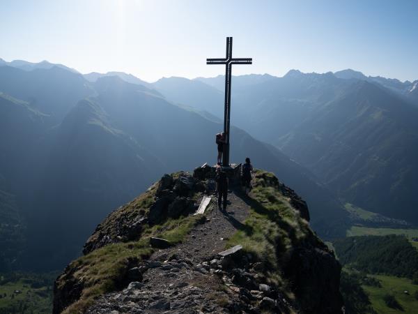 Summer hike and yoga week in Austria