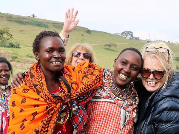 Kenya vacation supporting community projects
