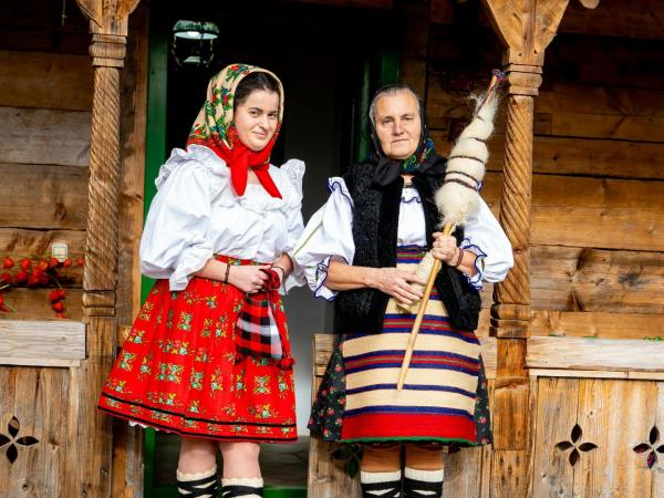 Hungary women only tour