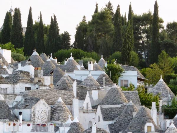 Puglia and Matera easy walking vacation