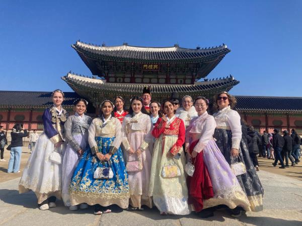 Korea small group tour