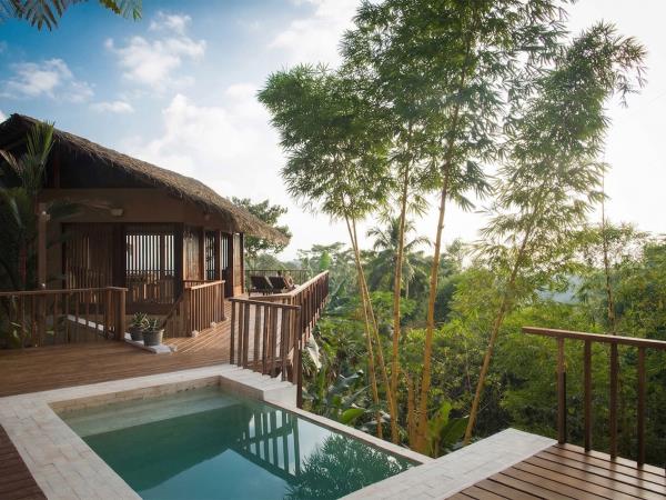 Puntarenas ecolodge in Costa Rica