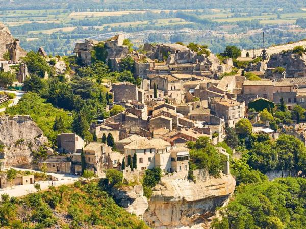 Provence electric self drive vacation in France