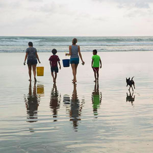 Family volunteering abroad guide