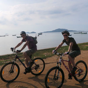 Cycling in Cambodia travel guide