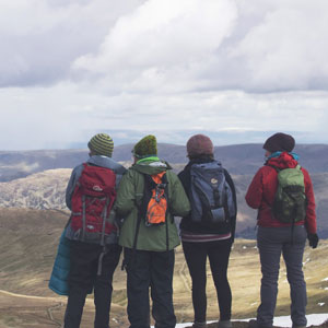 Walking in England travel guide