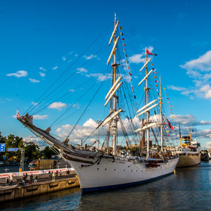 Tall ship sailing guide