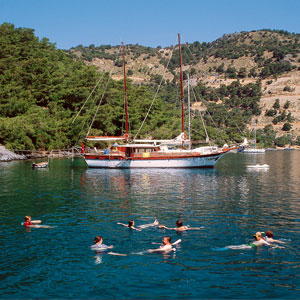 Family gulet cruising in Turkey