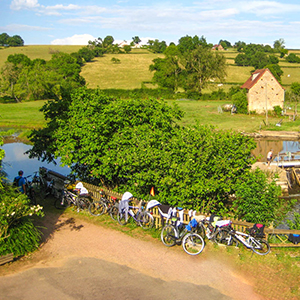 Burgundy cycling holidays