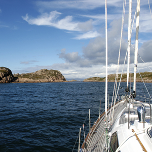 Small ship cruising in Scotland guide