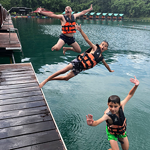 Why go on a family tour to Thailand?