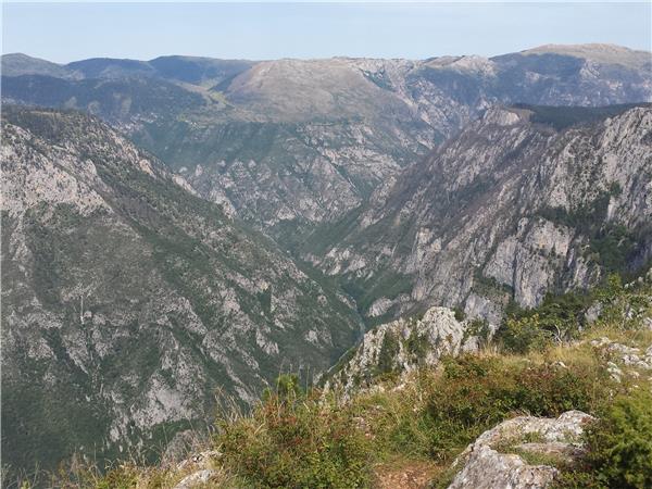 Montenegro hiking vacations