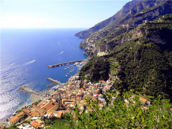 Amalfi to Sorrento walking vacation in Italy