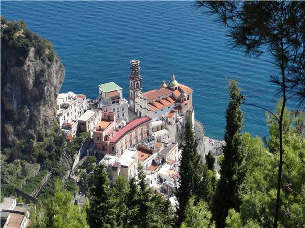 Amalfi to Sorrento walking vacation in Italy