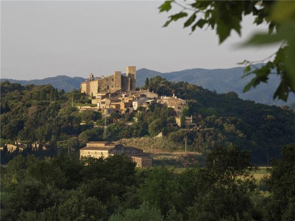 Catalonia walking vacation in Spain, self guided
