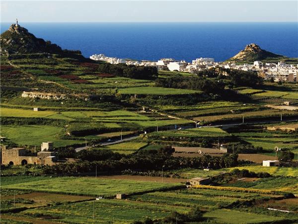 Gozo walking vacation, Malta