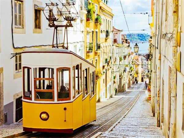 Small group tour in Portugal