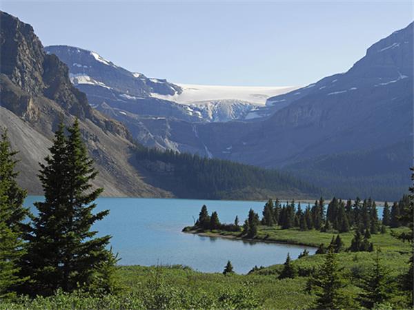 Canadian Rockies hiking vacation