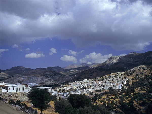 Cyclades walking holidays in Greece