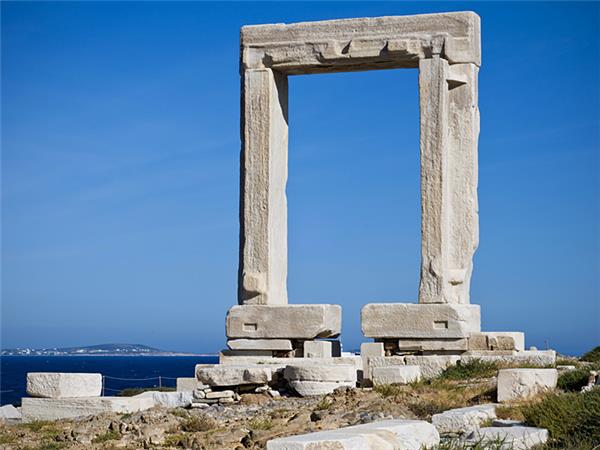 Cyclades walking holidays in Greece