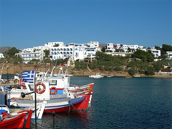 Cyclades walking holidays in Greece