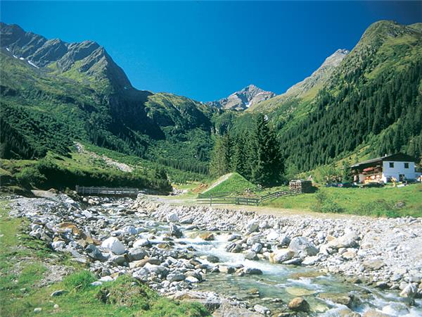 Walking vacaton in the Austrian Tyrol