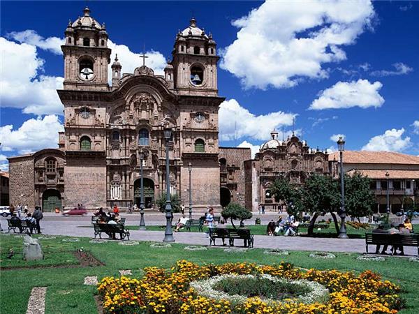 Family adventure vacation in Peru, Inca & Amazon
