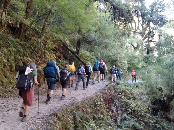 Manaslu Circuit hiking vacation, Nepal