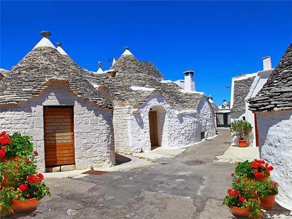 Puglia and Basilicata walking holiday in Italy