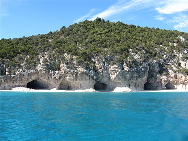 Sardinia walking holiday, Italy