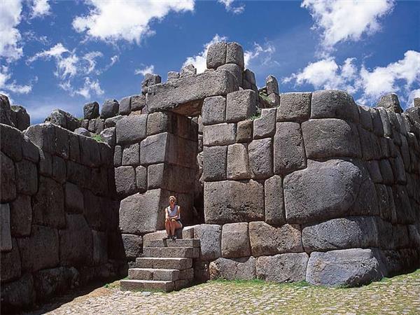 High Inca trail trek in Peru