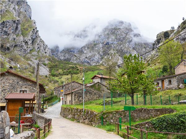 Picos mountains walking vacation in Spain