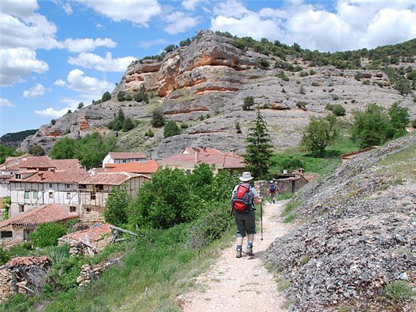 Sierra de las Mamblas walking vacation in Spain