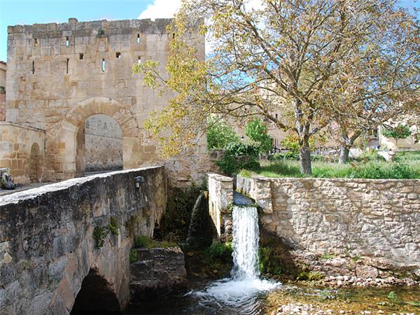 Sierra de las Mamblas walking vacation in Spain
